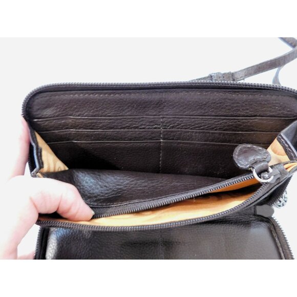 Brighton Cher Zip Wallet Brown Croc Emboss Patent Leather Adj. Removable Strap - Picture 5 of 11